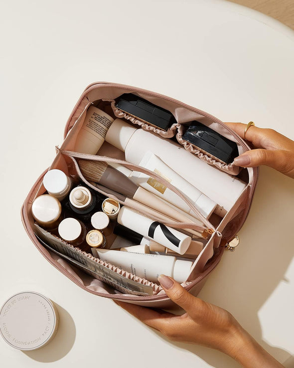 EACHY Travel Makeup Bag,Large Capacity Cosmetic Bags for Women,Waterproof Portable Pouch Open Flat Toiletry Bag Make up Organizer with Divider and Handle