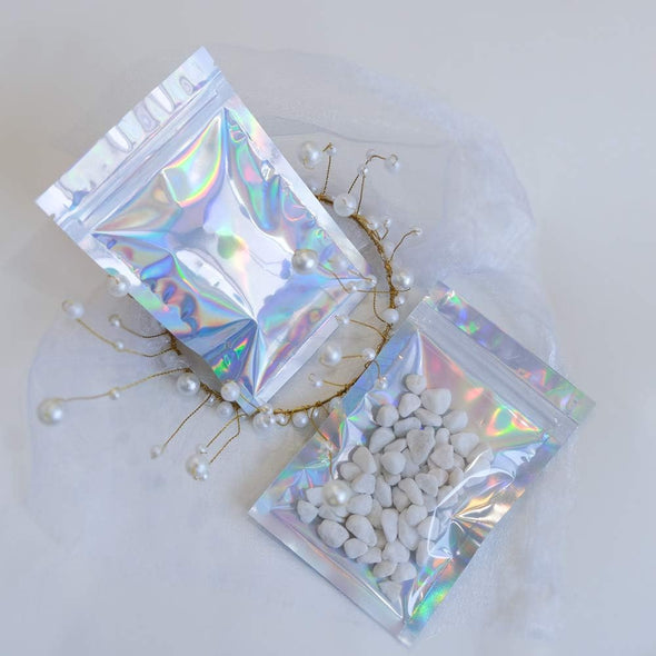 100 Pieces Mylar Holographic Resealable Bags - 4 X 6" Smell Proof Bags, Foil Pouch for Party Favor Food Storage (Holographic Color, 4 X 6 Inch)