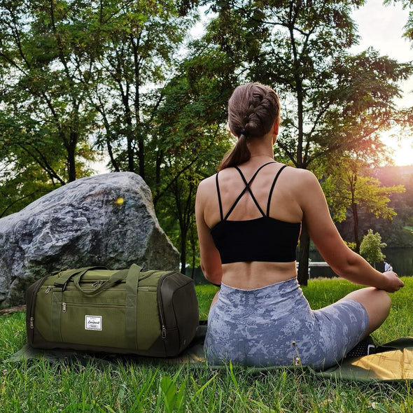 Laripwit Travel Duffle Bag for Men 40L Medium Sports Gym Bag with Wet Pocket & Shoes Compartment Weekender Overnight Backpack for Traveling Duffel Bag Backpack for Women, Green
