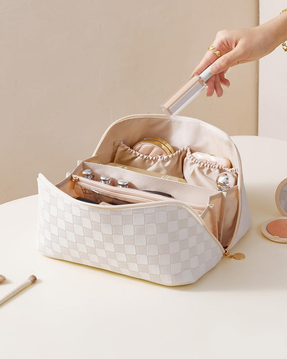 Travel Makeup Bag,Large Capacity Cosmetic Bags for Women,Waterproof Portable Pouch Open Flat Toiletry Bag Make up Organizer with Divider and Handle